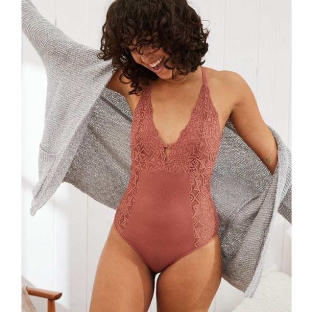 Aerie Castaway lace bodysuit in pink